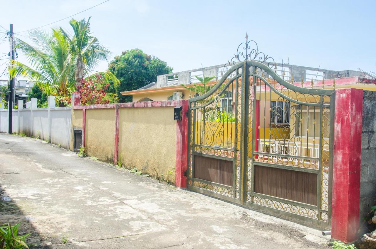 La Caverna House 舍曼格勒涅 外观 照片