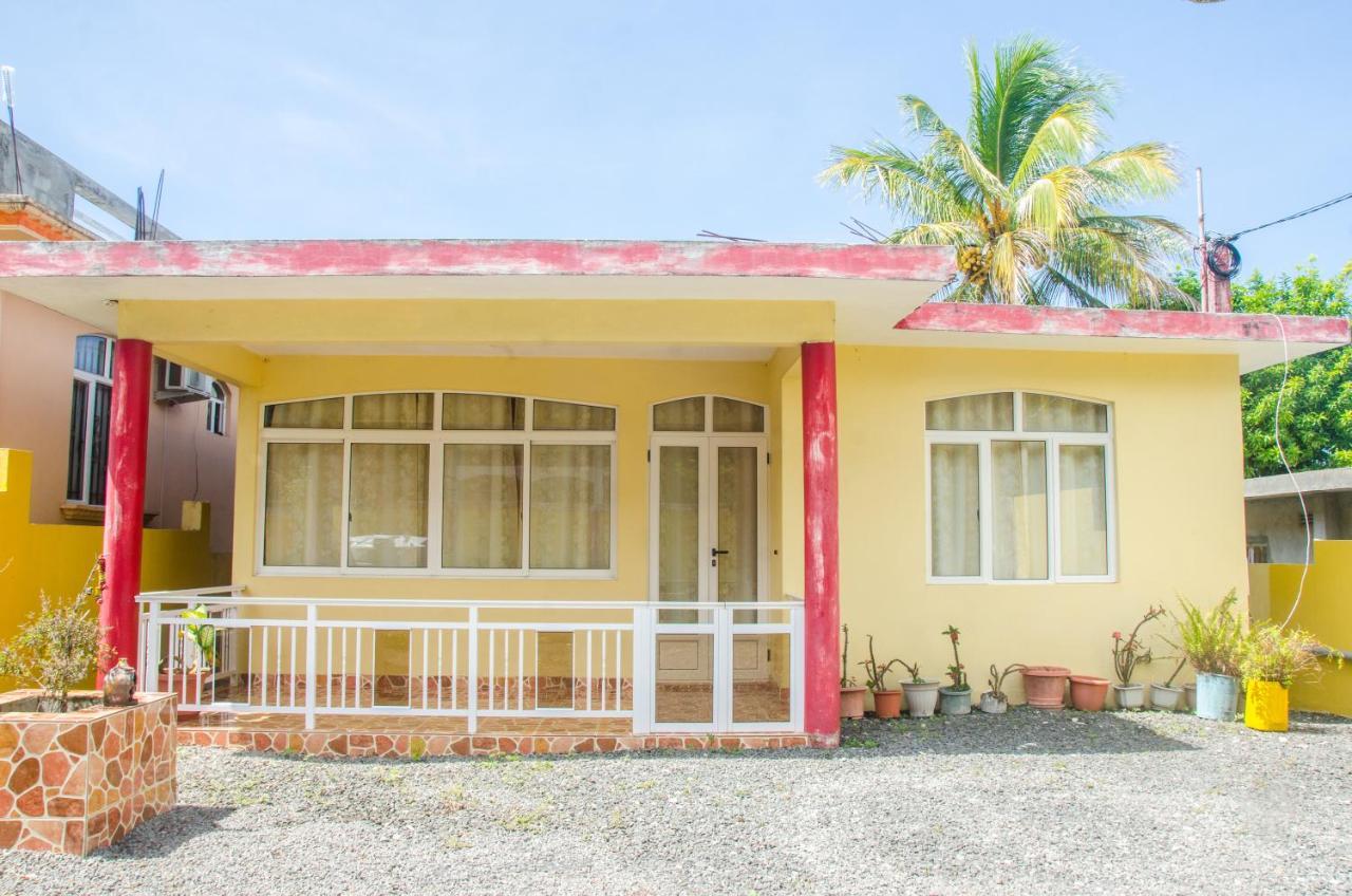 La Caverna House 舍曼格勒涅 外观 照片