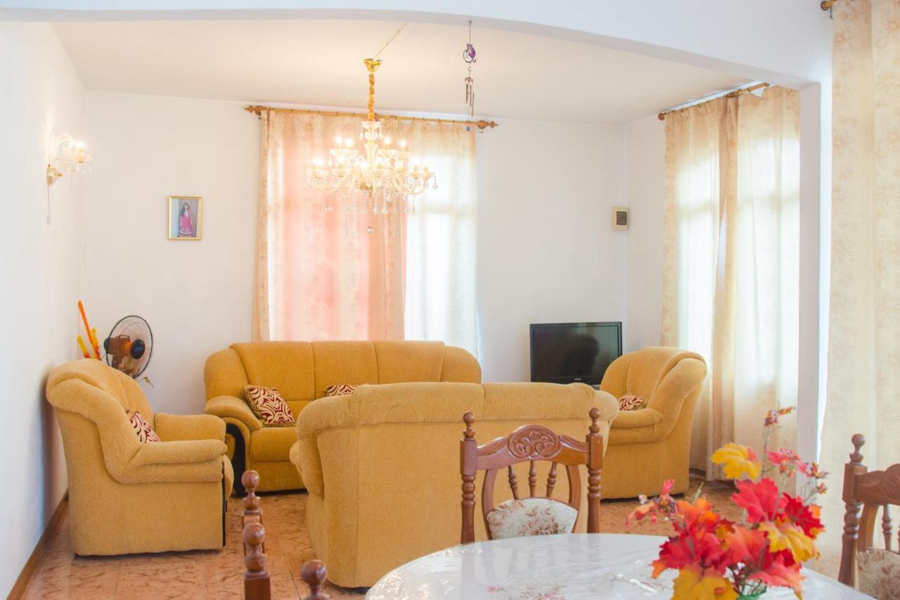 La Caverna House 舍曼格勒涅 外观 照片