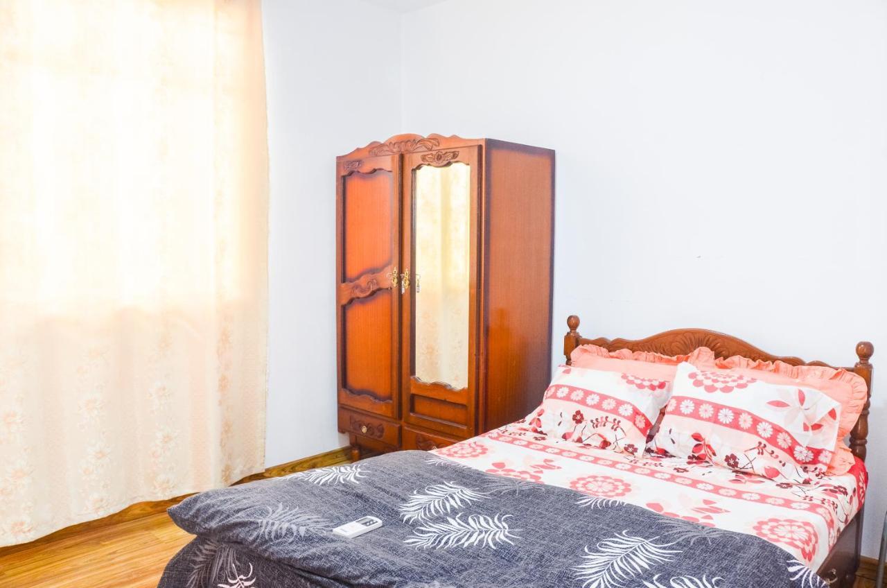 La Caverna House 舍曼格勒涅 外观 照片