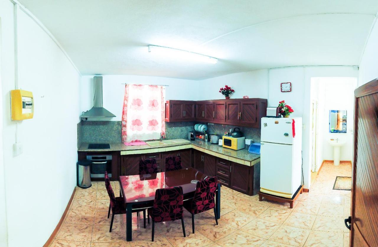 La Caverna House 舍曼格勒涅 外观 照片